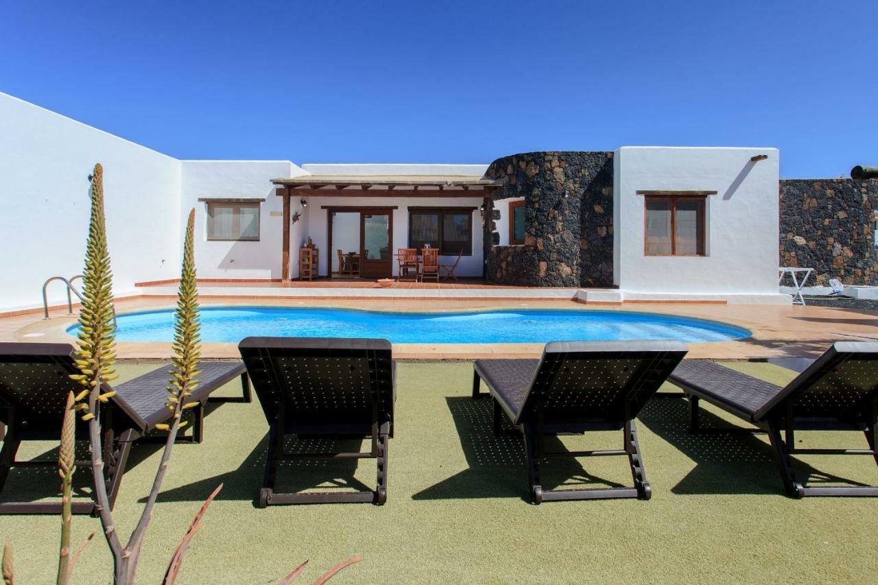 Casa Mina Villa La Oliva Exterior photo
